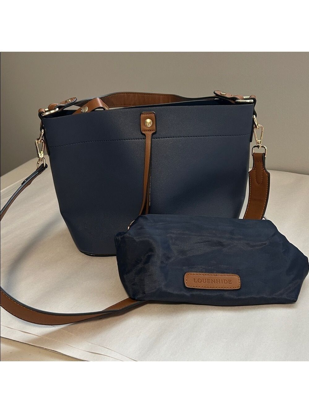 Louenhide Navy Brown Crossbody Bag - Picture 13 of 15